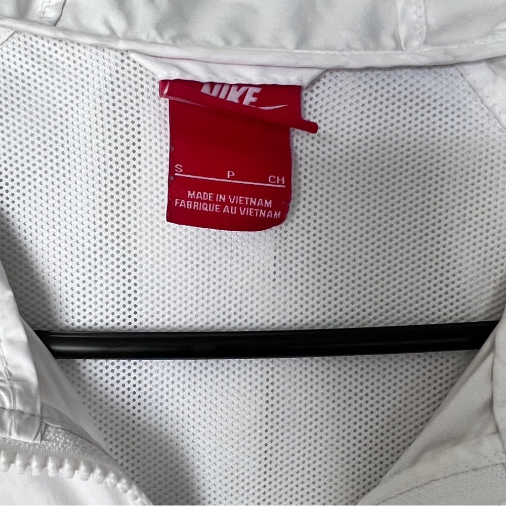 Nike Windrunner Jacket Small - image 5